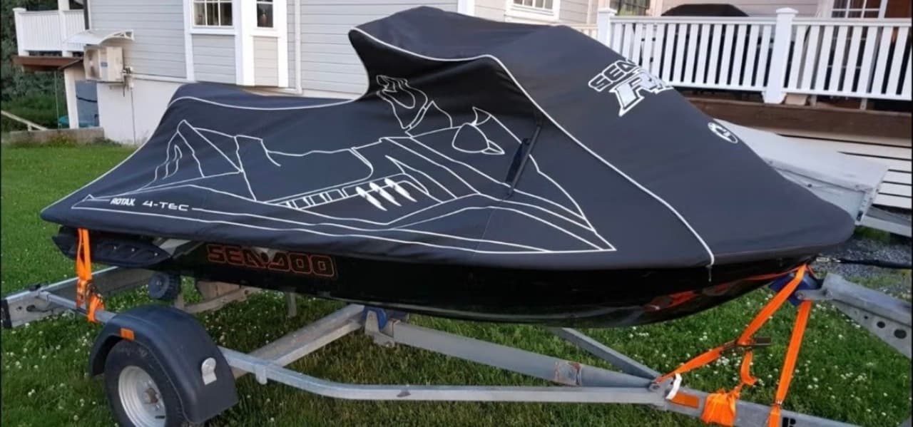 SeaDoo RXT med originaldeksel
